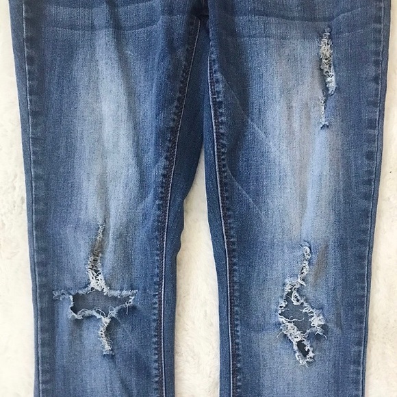 🌻3/$20 Indigo Rain Distressed Skinny Jeans - Picture 4 of 5